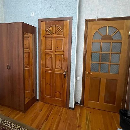 Old Inn Hostel Ташкент Екстериор снимка